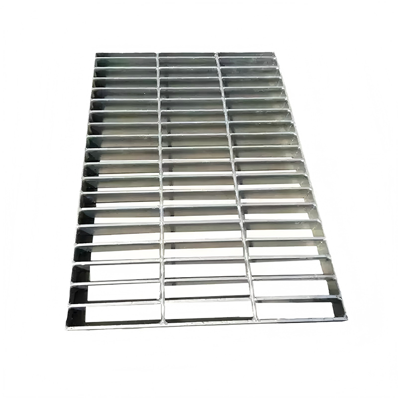 How can galvanized steel grating achieve lightweight while maintaining high strength?